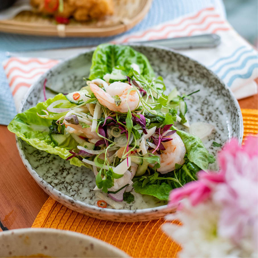 Summer Salad with Starfruit & Prawns